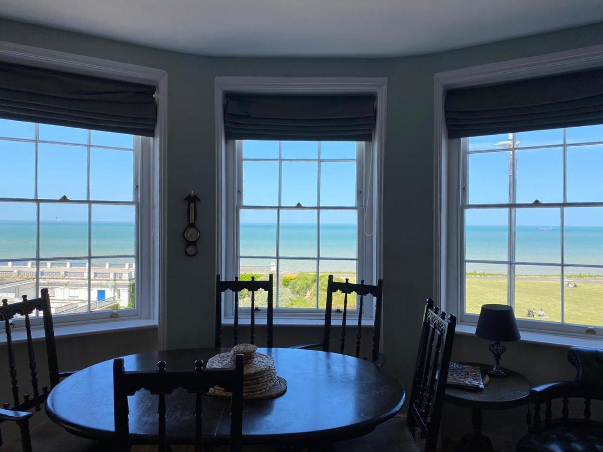 Captain'S Quarters - Stunning Sea Views Apartment Маргейт Екстериор снимка